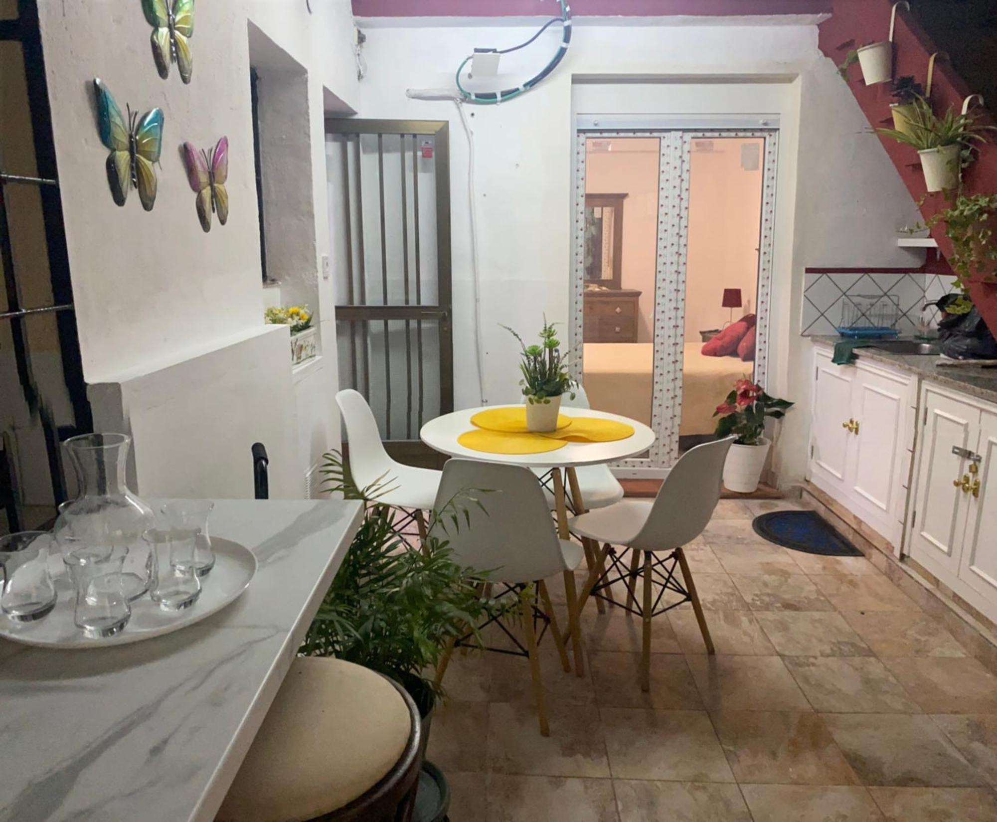 La Casa Amarilla De Luis Y Eileen Holiday home Villajoyosa